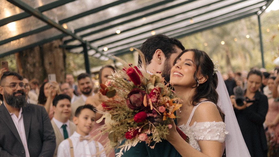 Chuva e sol, casamento de... fé!