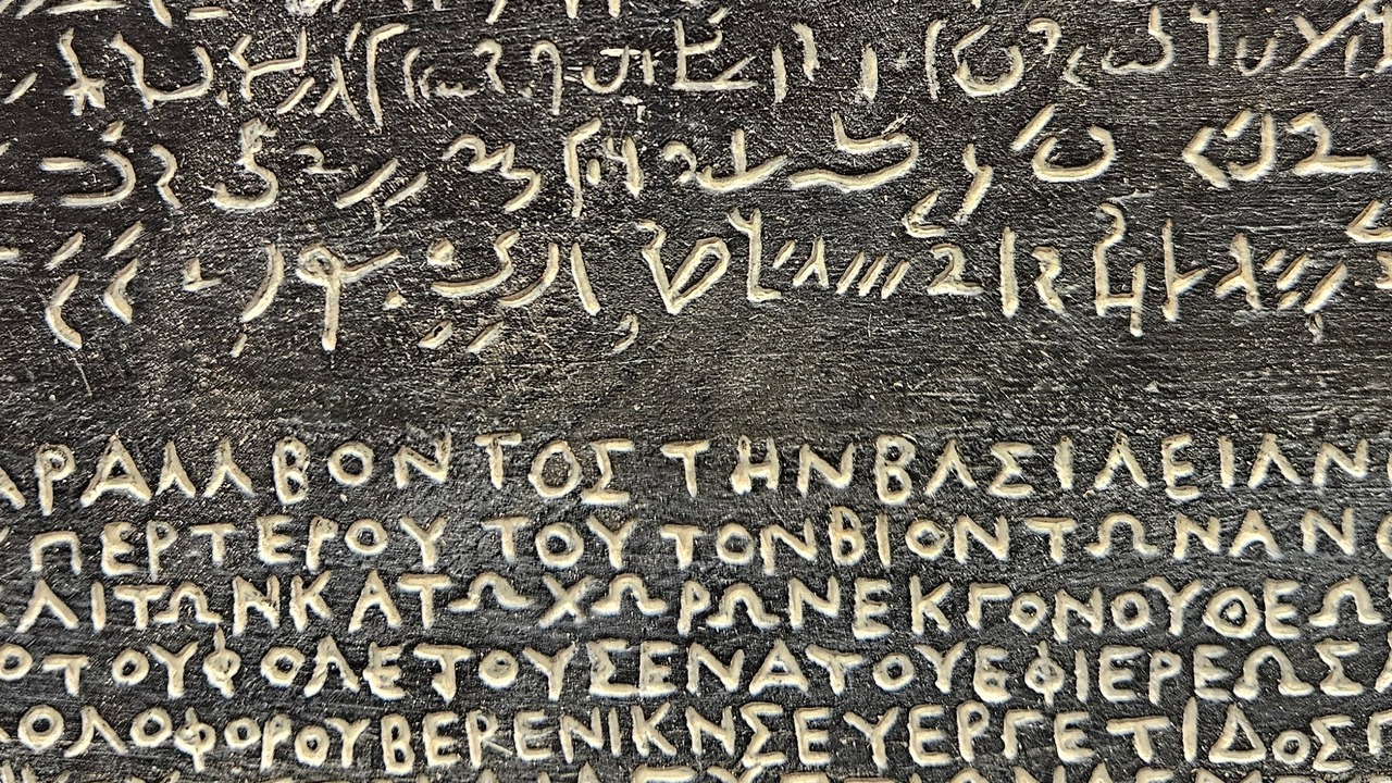 [citação] Um pouco de ciência nos afasta de Deus. ...